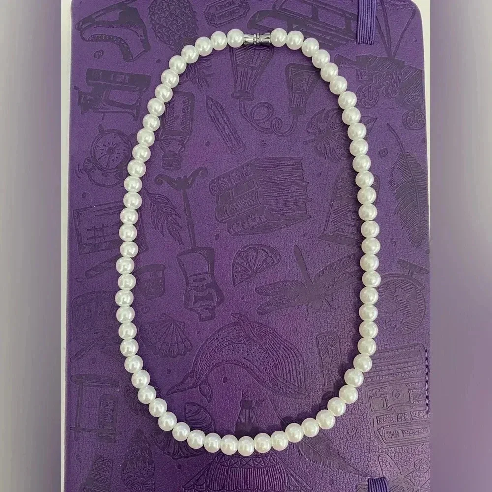 Classic Pearl Necklace With Gunmetal Grey Thread Barrel Clasp NEW